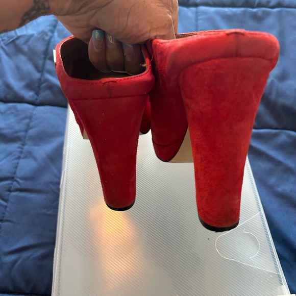 CALVIN KLEIN • Red Leather/Suede High Mule Sandals • 7 • - Picture 4 of 10